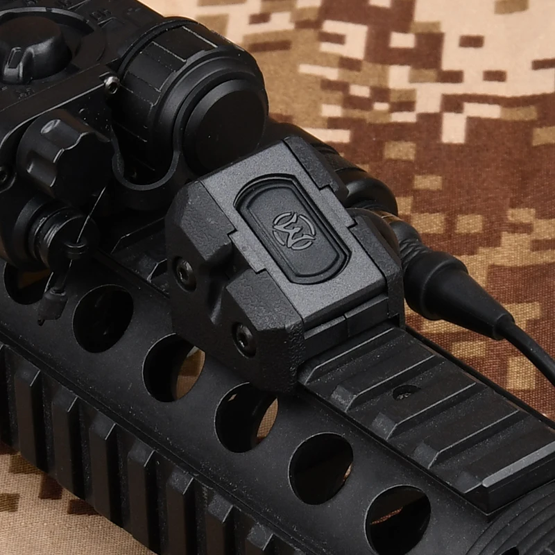 Tactical Button Remote Pressure Switch For M300 M600 WADSN Flashlight WeaponLight PEQ15 DBAL CQBL NGAL Fit Keymod Picatinny Rail