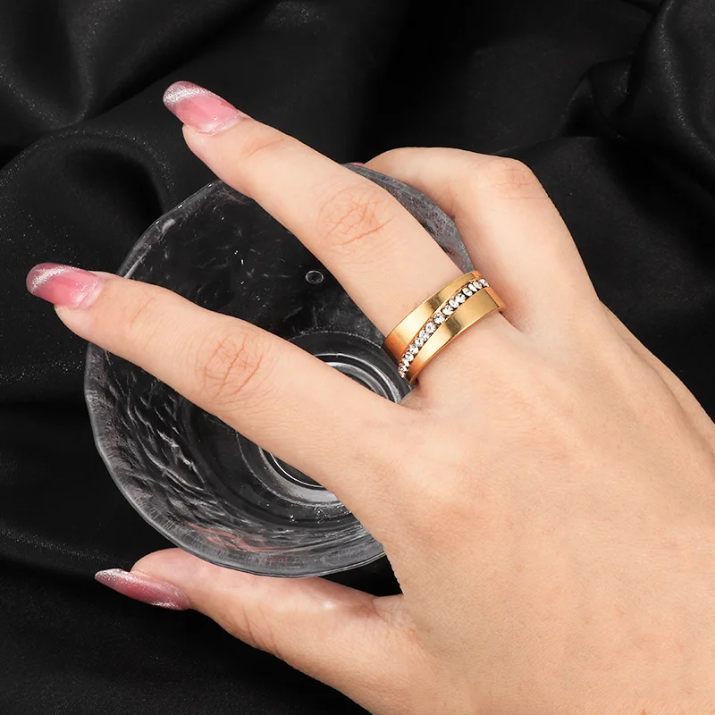 Wholesale Two Color Plated 316L Stainless Steel .1CT Channel-Set Crystal Ring for women or Men