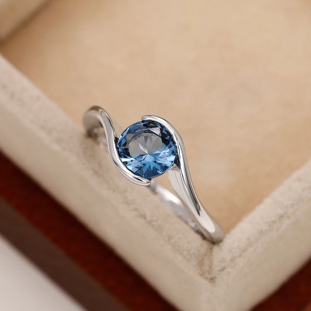 Huitan Luxury Solitaire Band Women's Rings with Blue Cubic Zirconia Simple and Elegant Bridal Wedding Rings 2022 Trendy Jewelry