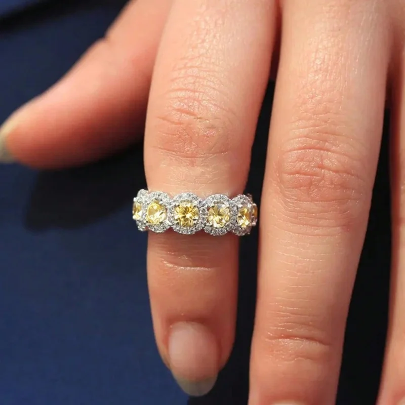 Huitan Sparkling Cubic Zirconia Promise Rings for Women Wedding Engagement Bands Silver Color New Modern Fashion Female Jewelry