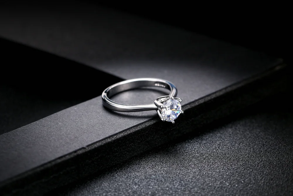 ZHOUYANG Wedding Rings For Women Classic Forever Perfect Cut 1 Carat Zircon Rose Gold Color 6 Claws Gift Wholesale Jewelry R013