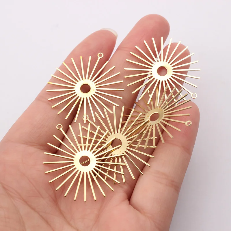 10pcs Raw Brass Sun Flower Charms Pendant For DIY Earrings Necklace Jewelrry Findings Making