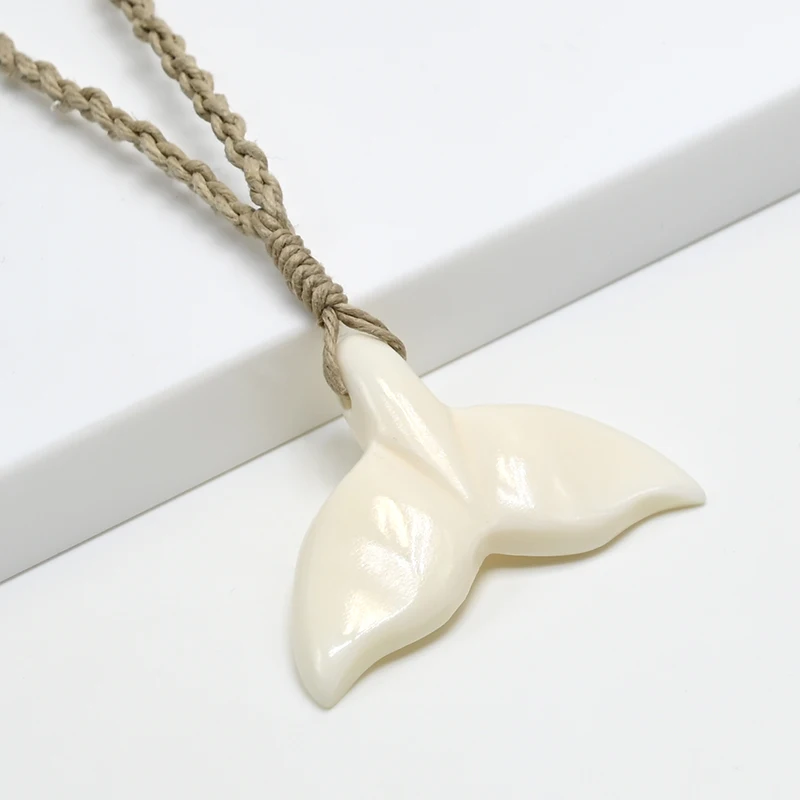 NGX039 Man Jewelry New Zealand Maori Tribes Pendant Natural Bone Whale's Tail Hemp Rope Weaving Beach Leisure Surfing Necklace