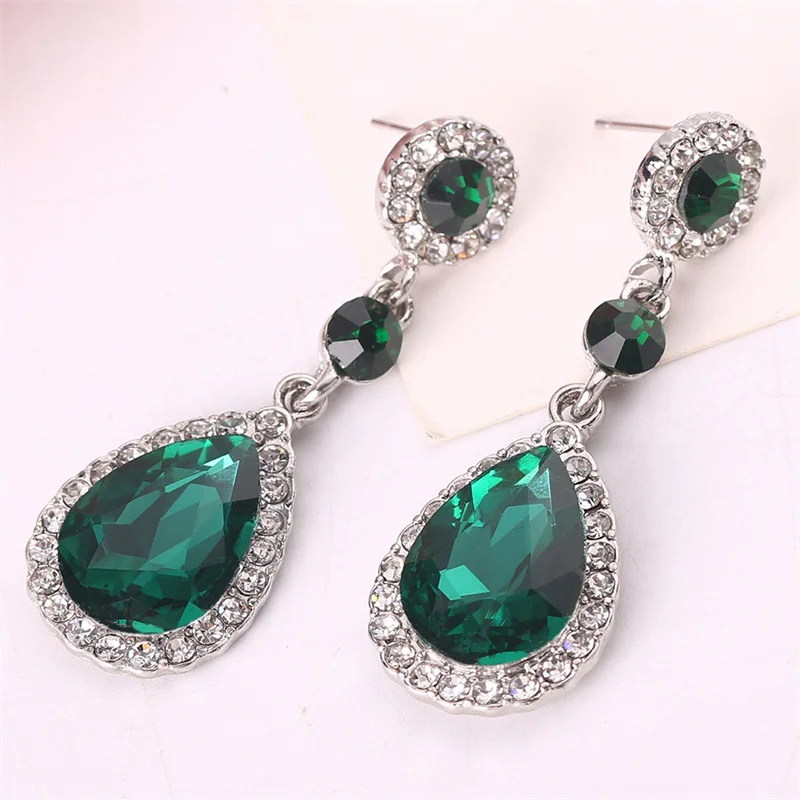 New Crystal Long Hanging Earrings for Women Water Drop Personality Luxury Drop Earrings Wedding Ear Jewelry Bijoux Femme Luxe