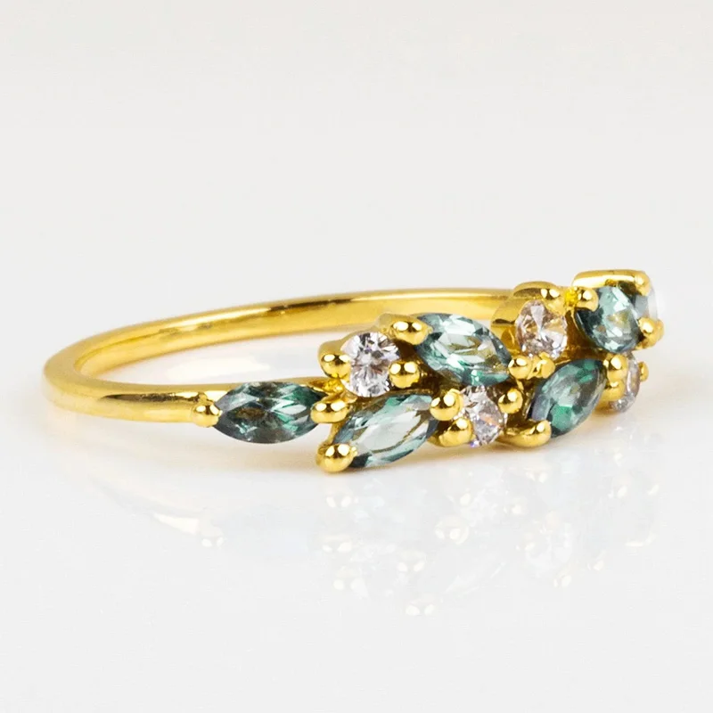 Huitan Newly Designed Women Finger Rings for Party Inlaid Light Blue Cubic Zirconia Aesthetic Female Rings Gift Trendy Jewelry