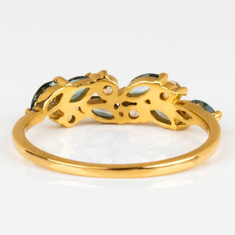 Huitan Newly Designed Women Finger Rings for Party Inlaid Light Blue Cubic Zirconia Aesthetic Female Rings Gift Trendy Jewelry