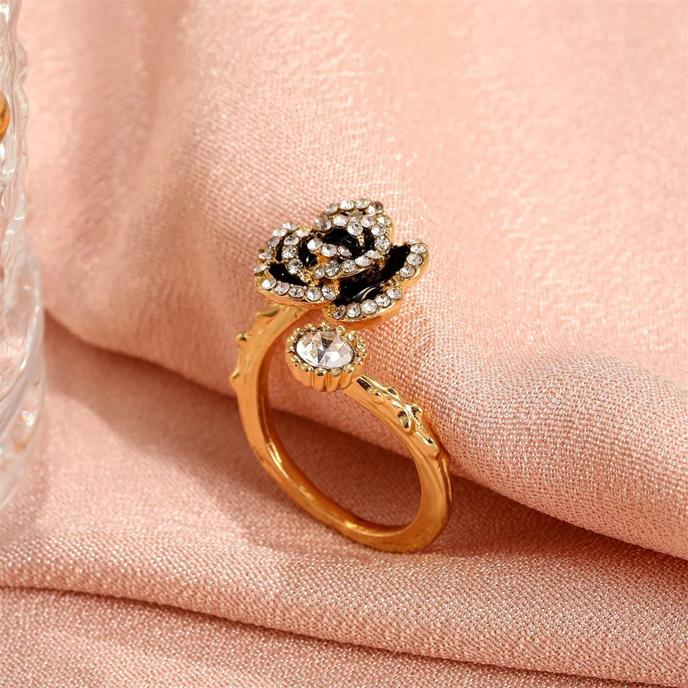 Hot Selling Fashion Jewellery Women's Ring Cute Rabbit Animal Rings Opening Adjustable Metal Ring 2021 New Pink Jewelry Gift