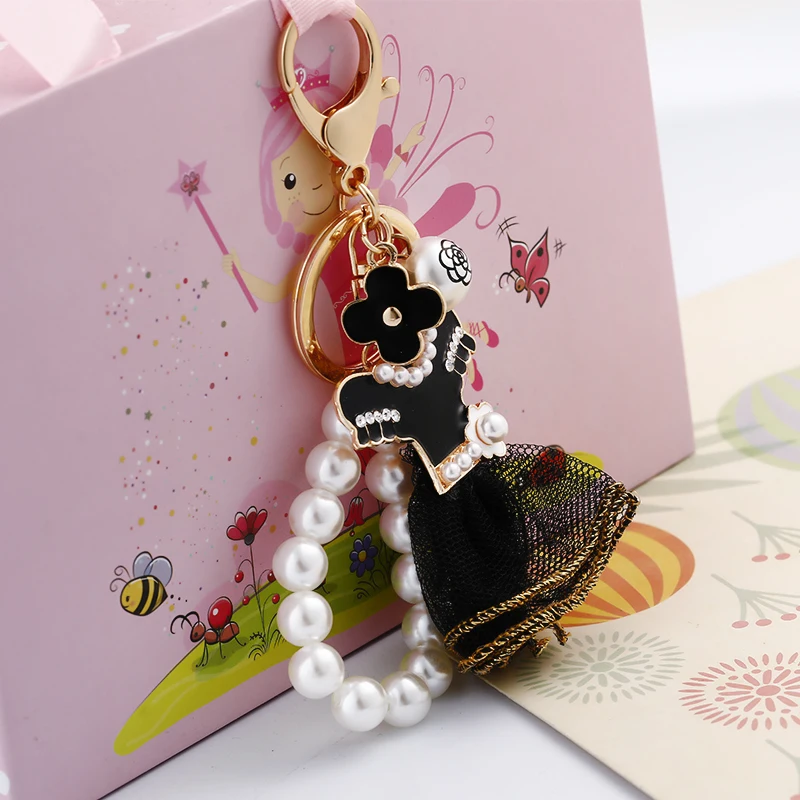 Trendy Black Pearl Keychain for Women Skirt Design Key Holder Jewelry Bag Accessory Fashionable Gift