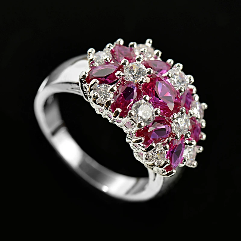 Huitan Hot Sale Cocktail Party Ring Flower Cubic Zirconia Valentine's Day Gift Fashion Jewelry Luxury Rings for Women & Lover