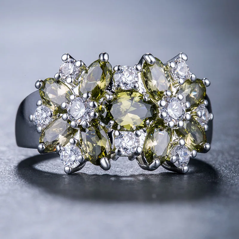 Huitan Hot Sale Cocktail Party Ring Flower Cubic Zirconia Valentine's Day Gift Fashion Jewelry Luxury Rings for Women & Lover