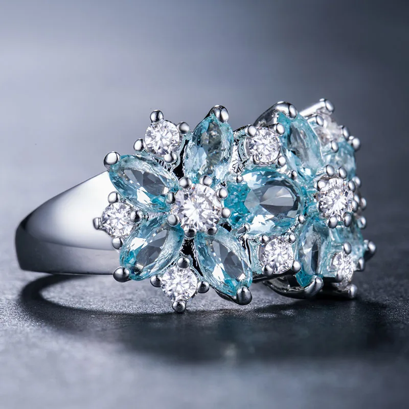 Huitan Hot Sale Cocktail Party Ring Flower Cubic Zirconia Valentine's Day Gift Fashion Jewelry Luxury Rings for Women & Lover