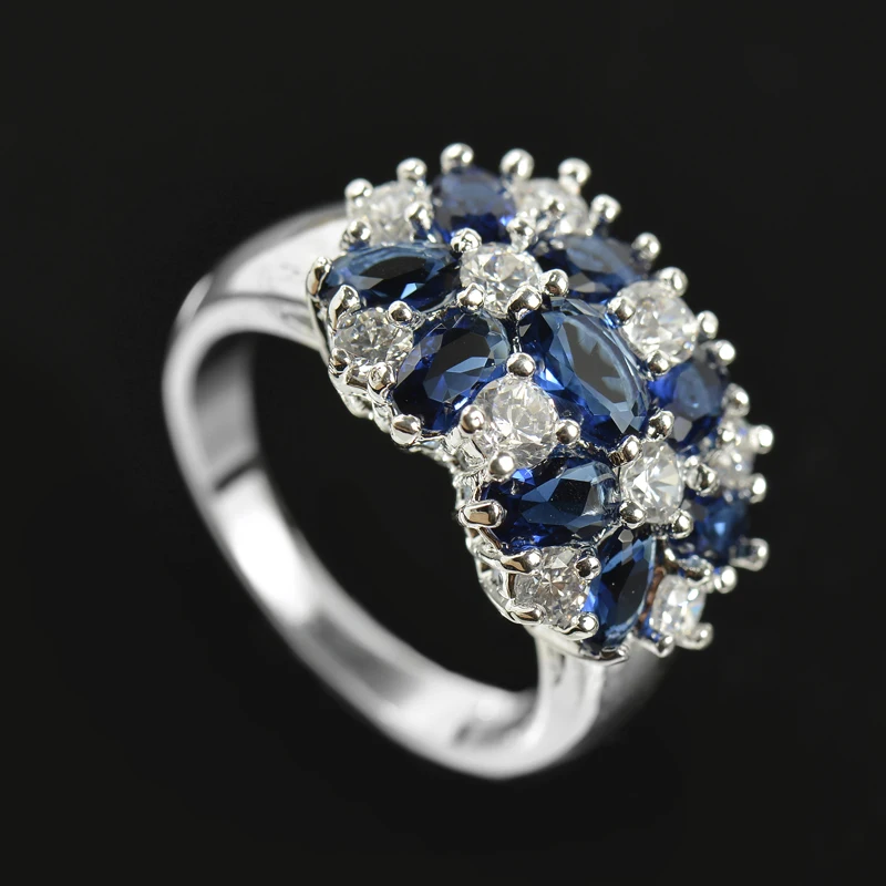 Huitan Hot Sale Cocktail Party Ring Flower Cubic Zirconia Valentine's Day Gift Fashion Jewelry Luxury Rings for Women & Lover