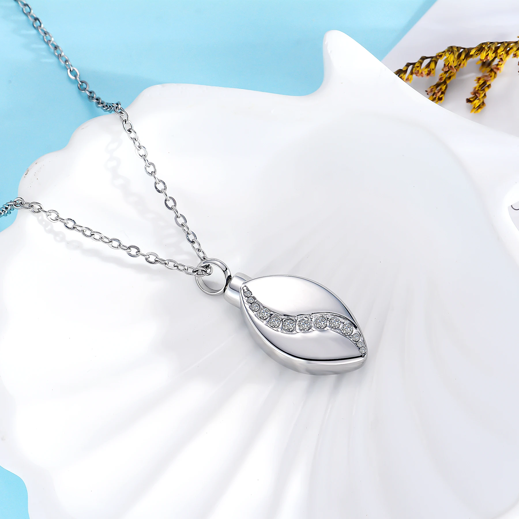 Dropshipping Trendy Stainless Steel Tear Drop Pet Urn Ashes Necklace Pendant Memorial Ash Keepsake Cremation Jewelry