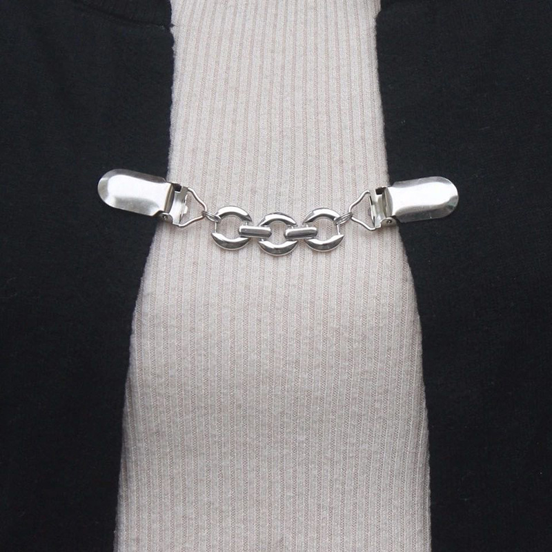 Cardigan Clip Sweater Shawl Clips Guardian Necklace Duck Mouth in Metal Clip Holder Legs Accessory Jewelry Best Gift