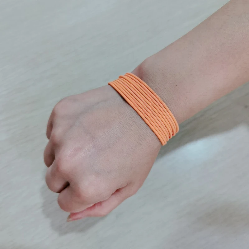 New Fashion Jewelry Women's Gift Carbon Steel Material Diameter 1.7mm Spring Screw Head Can Open Elastic Color Spring Bracelet