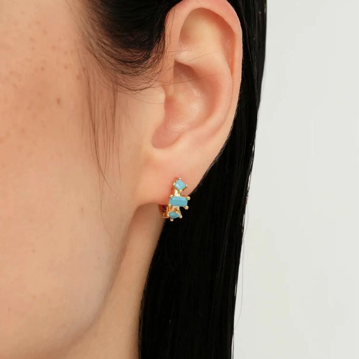 925 Sterling Silver Needle Fashion Turquoise Color Water Drop Pendant Earrings Small Hoop Earrings for Women Luxury Jewelry Gift