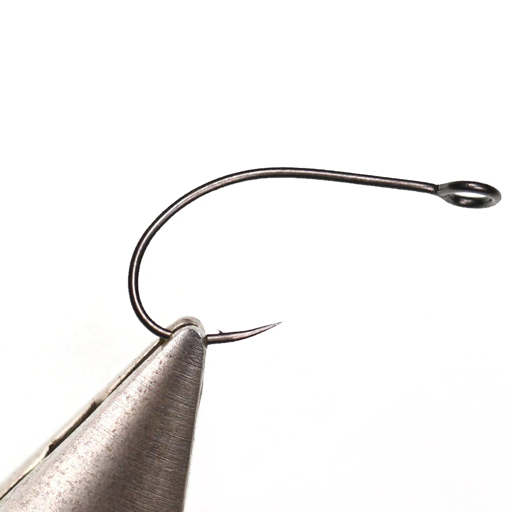 WIFREO 30pcs Carbon Steel Fishing Hook Big Eye Single Hook Fly Fishing Hooks Barbed Spoon Lure Hook Size 2 4 6 8 10 12