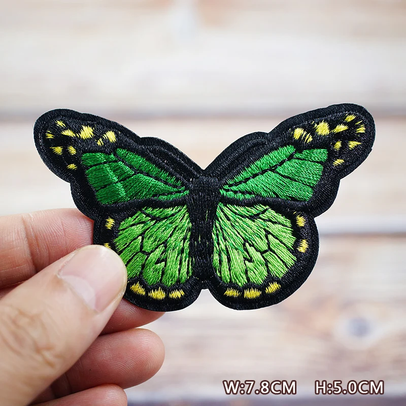 Color Butterfly Purple Pink Yellow DIY Patches Embroidery For T-Shirt Iron On Appliques Clothes Jeans Stickers Badges Parche