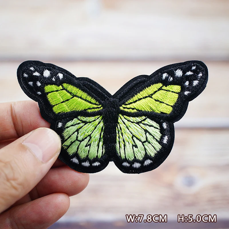 Color Butterfly Purple Pink Yellow DIY Patches Embroidery For T-Shirt Iron On Appliques Clothes Jeans Stickers Badges Parche