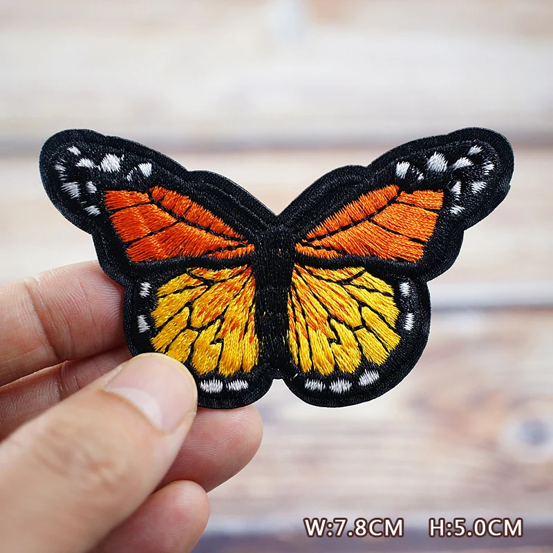 Color Butterfly Purple Pink Yellow DIY Patches Embroidery For T-Shirt Iron On Appliques Clothes Jeans Stickers Badges Parche