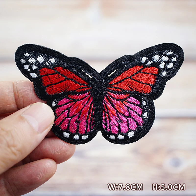 Color Butterfly Purple Pink Yellow DIY Patches Embroidery For T-Shirt Iron On Appliques Clothes Jeans Stickers Badges Parche