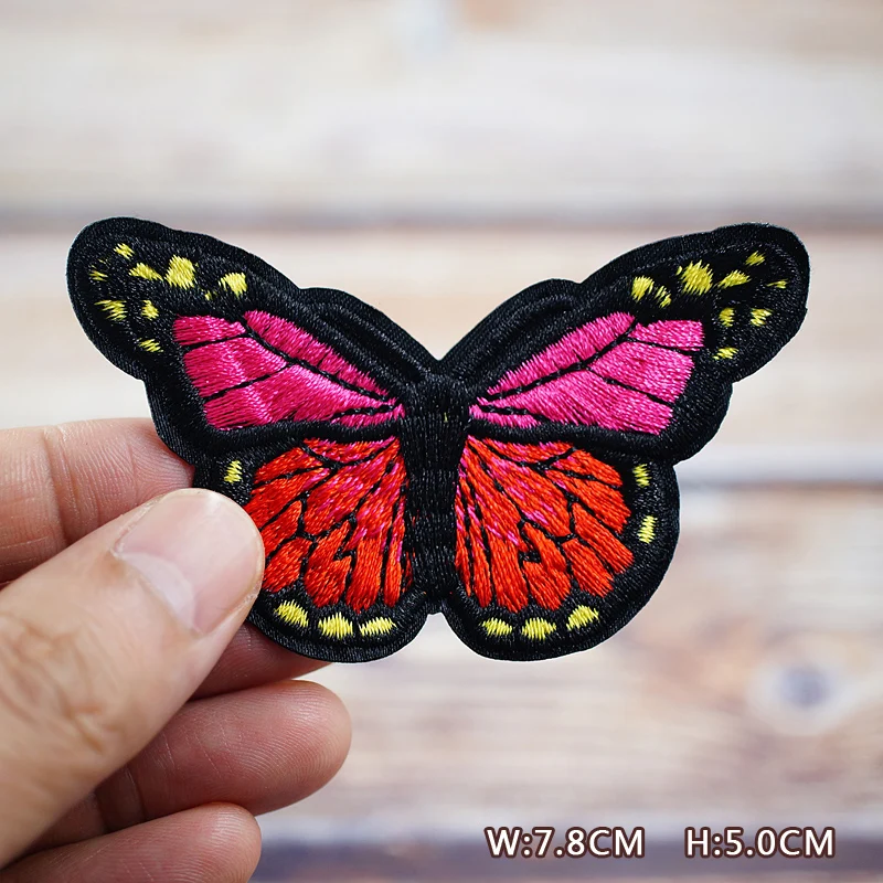 Color Butterfly Purple Pink Yellow DIY Patches Embroidery For T-Shirt Iron On Appliques Clothes Jeans Stickers Badges Parche