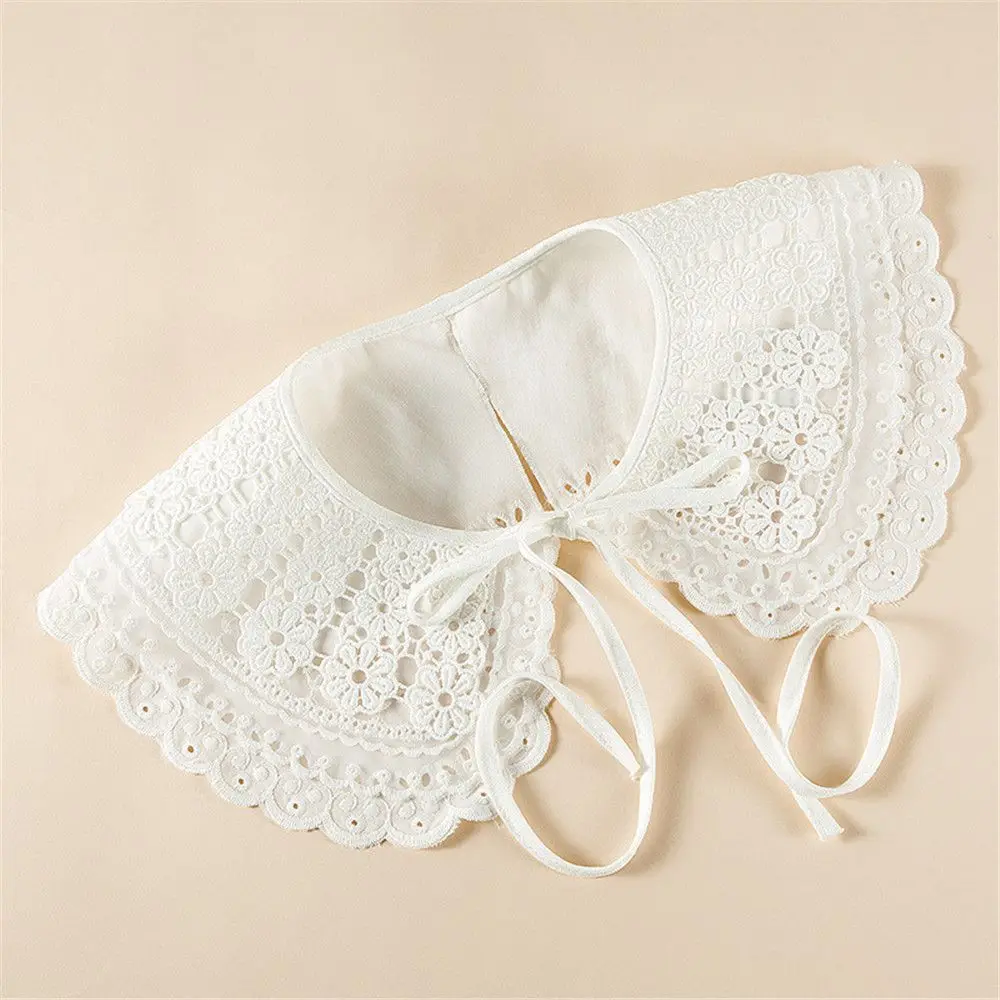 1PC Fashion Women Cotton Fake Collar Sweet Floral Lace Shawl Lapel Blouse Top Detachable Shirt False Tie Clothes Accessories