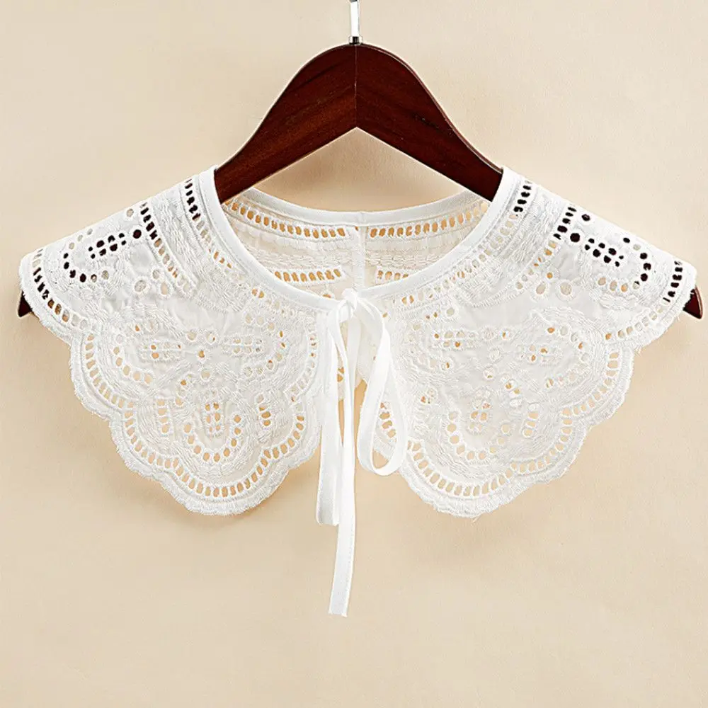 1PC Fashion Women Cotton Fake Collar Sweet Floral Lace Shawl Lapel Blouse Top Detachable Shirt False Tie Clothes Accessories