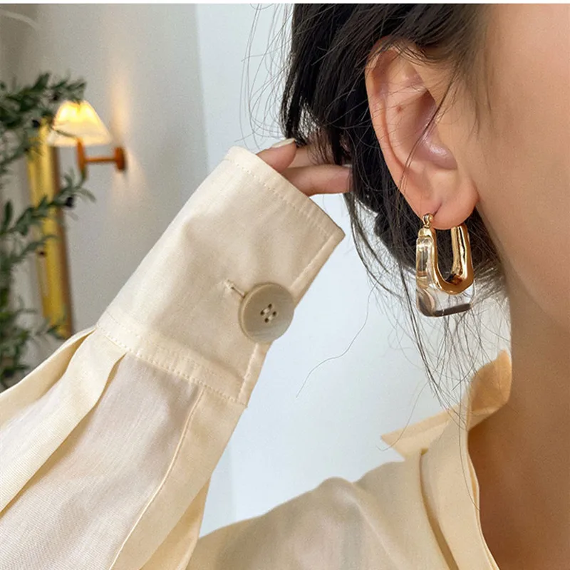 2021 New Trendy Transparent Resin Hoop Earrings for Women Girls Geometric Irregular Metal Acrylic Earrings Party Jewelry
