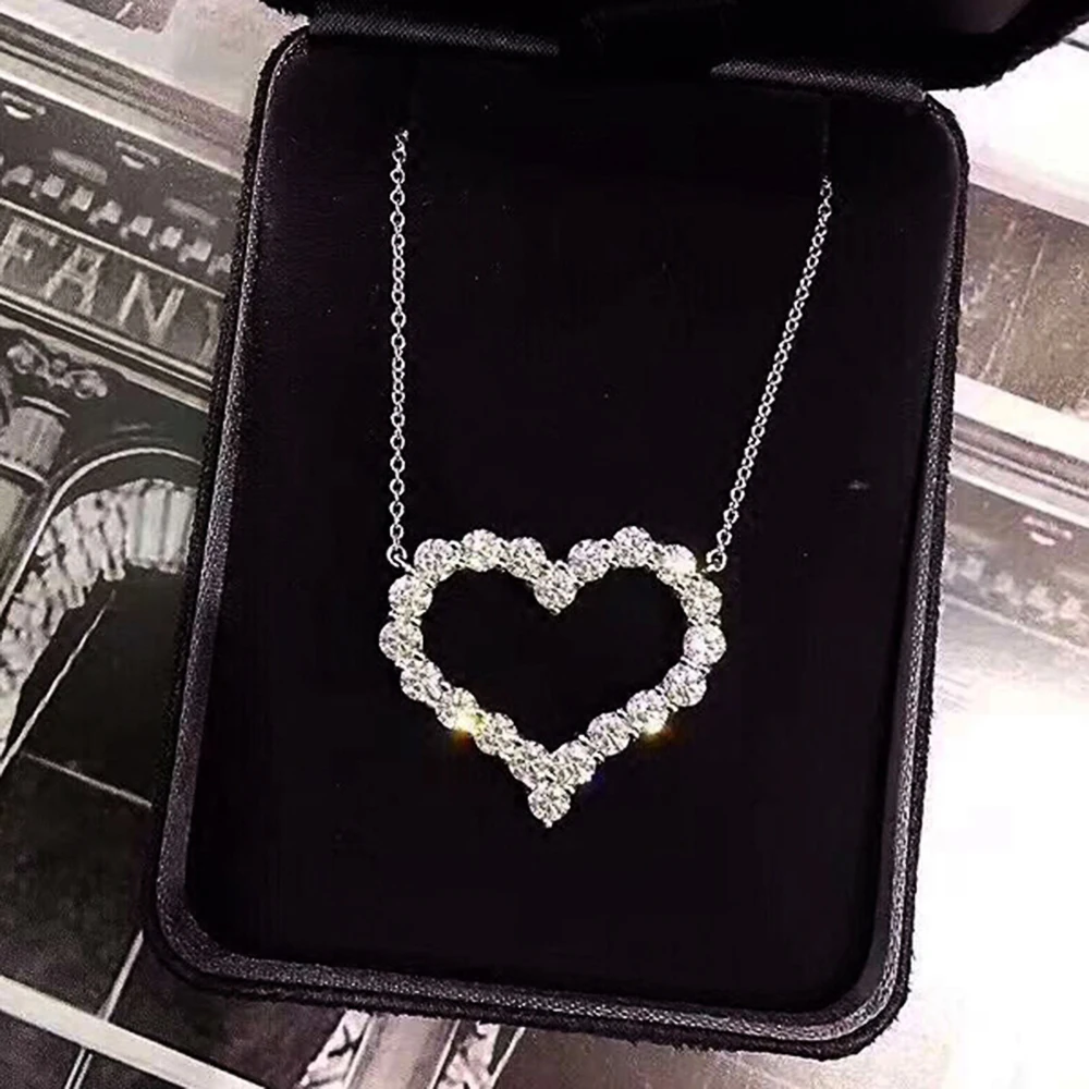 Huitan Delicate Hollow Heart Pendant Necklace Shiny Round Zircon Bridal Marriage Jewelry Versatile Statement Necklaces for Women