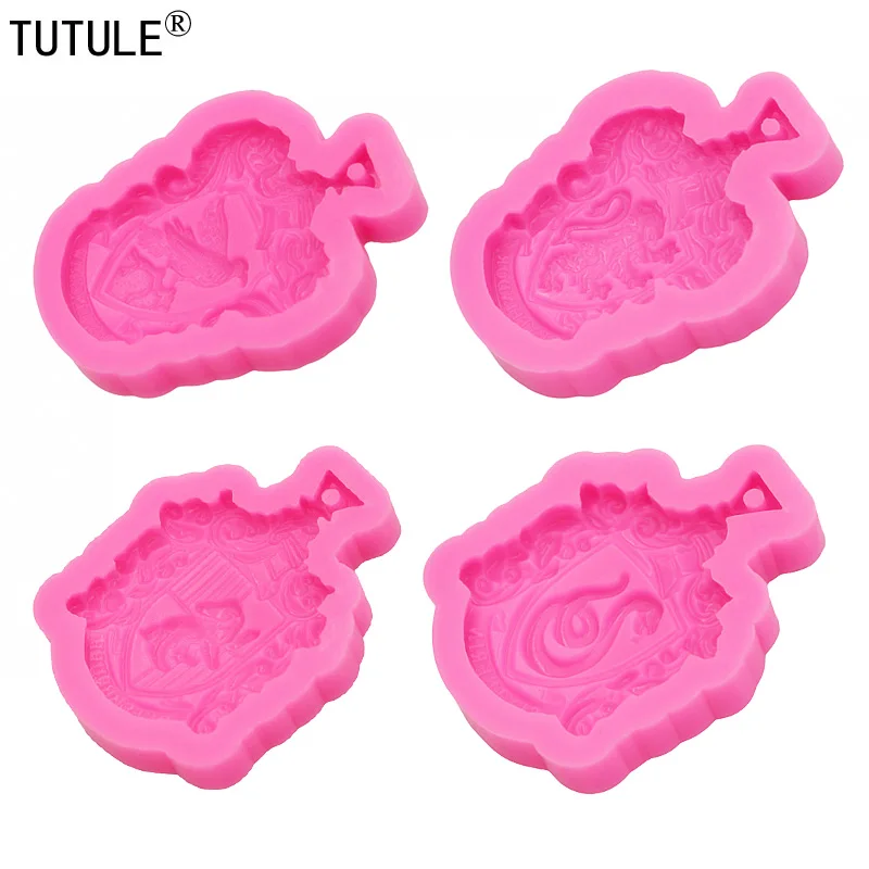 4 pcs of combination necklace pendant epoxy resin silicone molds. Keychain jewelry making gadgets. Kitchen cake baking mould