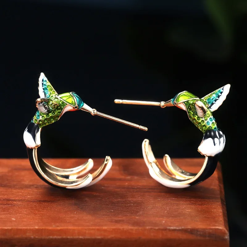 Cute Hummingbird Shape Oil Drop Earrings New Fashion Temperament Silver Needle Earrings Niche Design Green Purple Jewelry