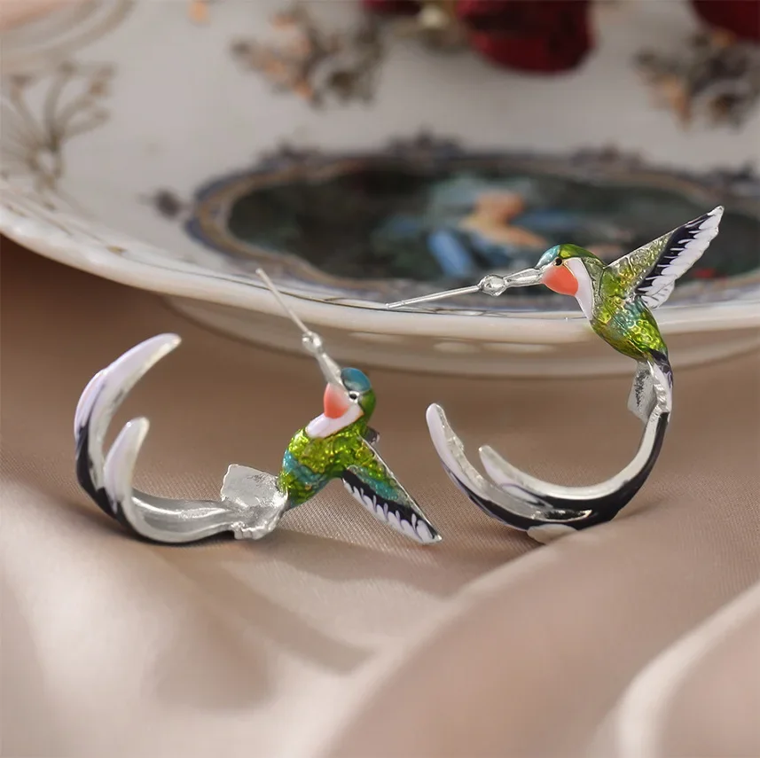 Cute Hummingbird Shape Oil Drop Earrings New Fashion Temperament Silver Needle Earrings Niche Design Green Purple Jewelry