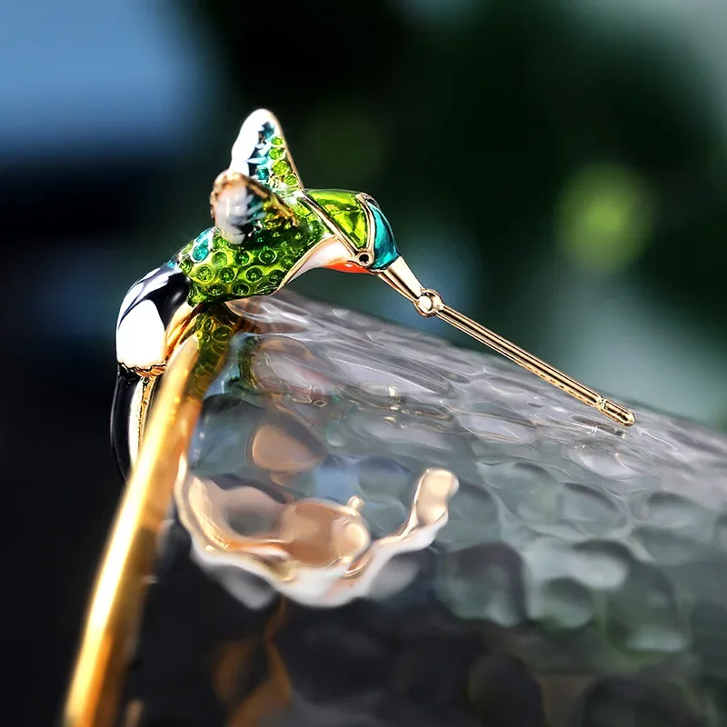 Cute Hummingbird Shape Oil Drop Earrings New Fashion Temperament Silver Needle Earrings Niche Design Green Purple Jewelry