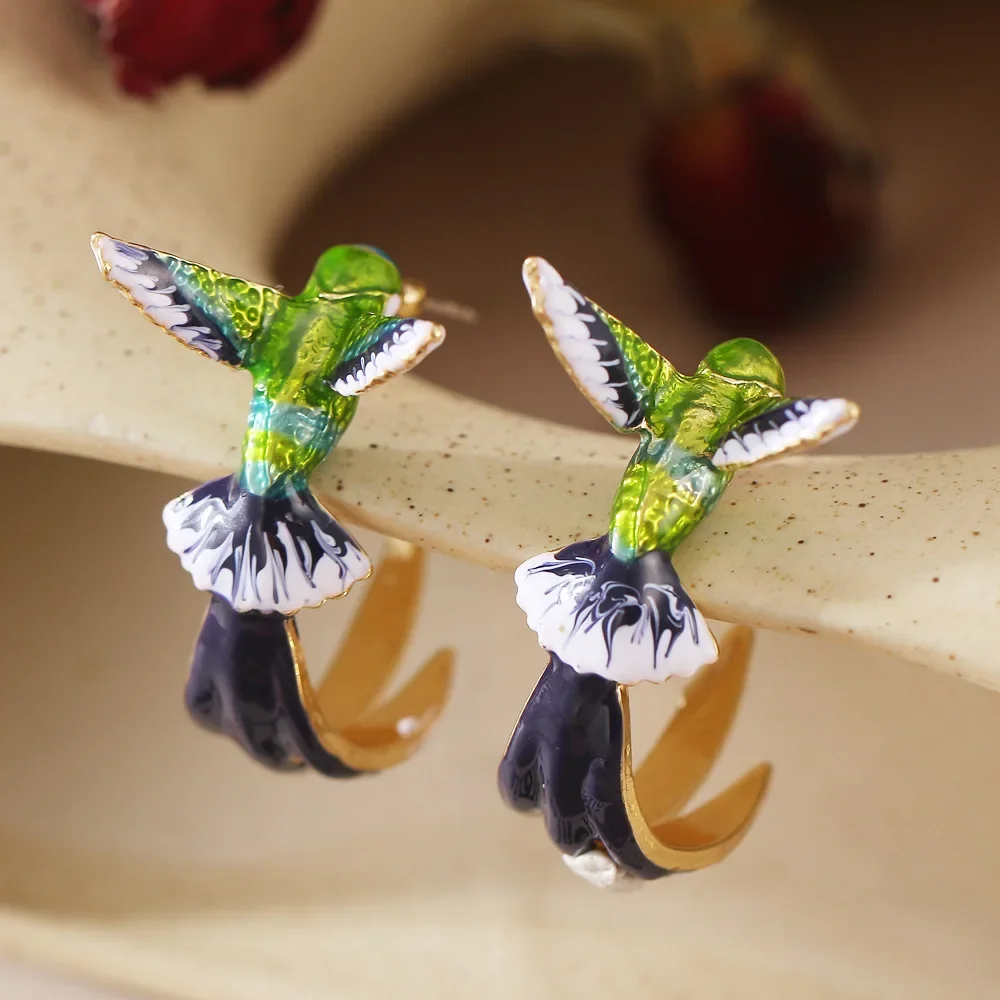 Cute Hummingbird Shape Oil Drop Earrings New Fashion Temperament Silver Needle Earrings Niche Design Green Purple Jewelry