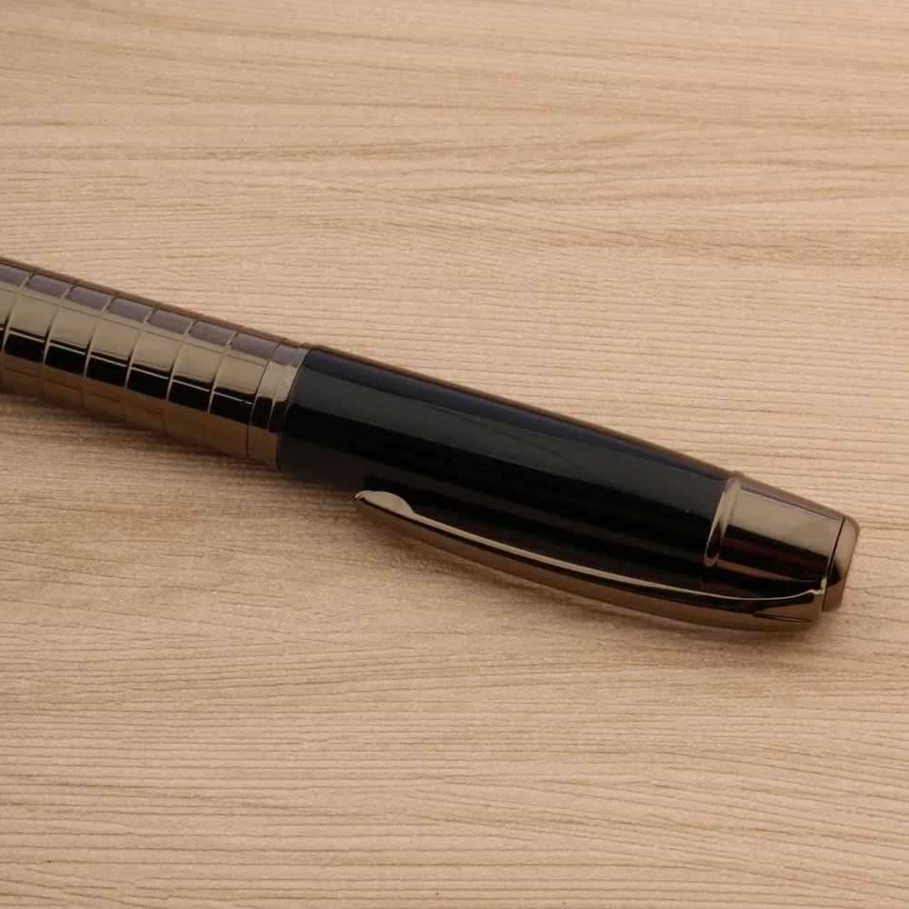 High Quality 022 Metal Ball point Pen Gun Gray Spin Black Stationery Office School Supplies ink Pens