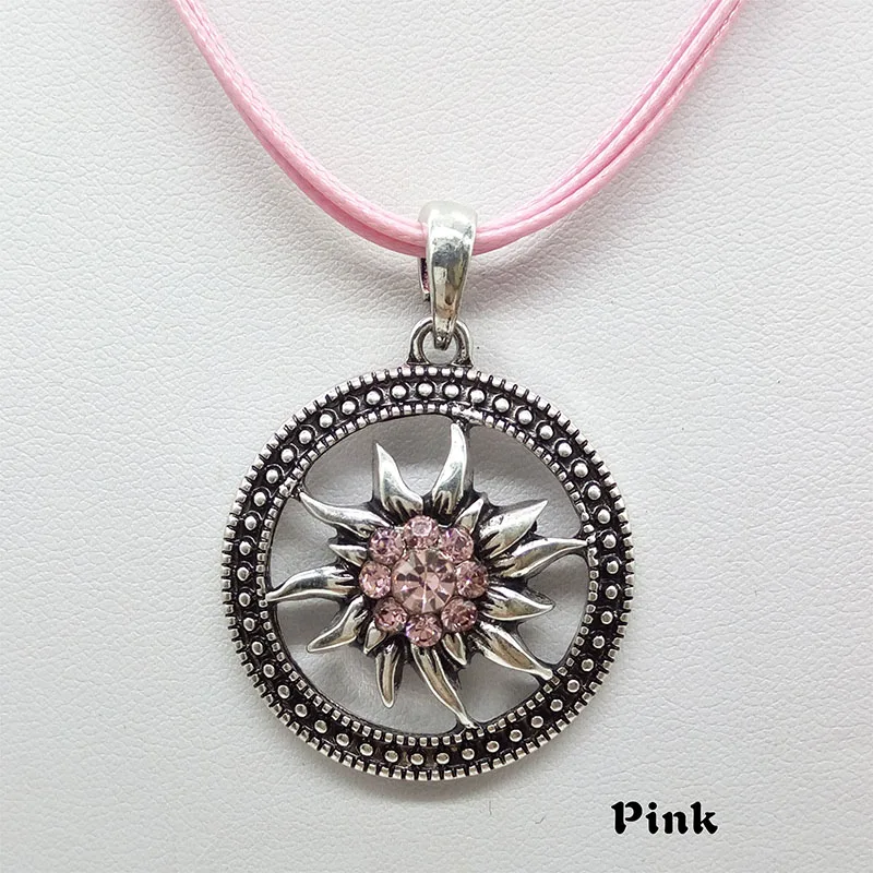 Fashion Round Vintage Sculptured Edelweiss Necklace for Women Pendant Traditional Rhinestone Rope Chain Choker Jewelry Wholesale