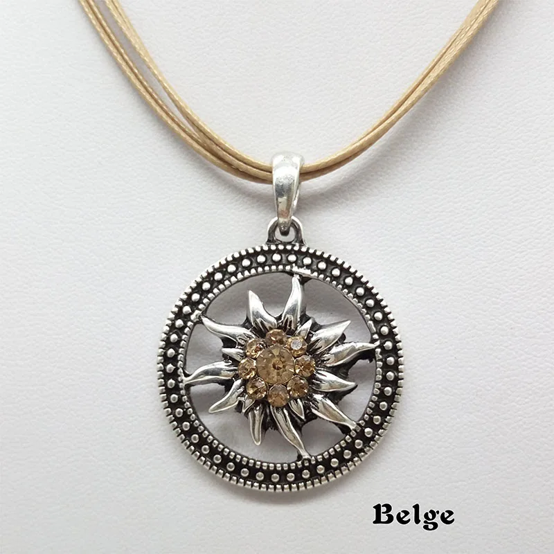 Fashion Round Vintage Sculptured Edelweiss Necklace for Women Pendant Traditional Rhinestone Rope Chain Choker Jewelry Wholesale