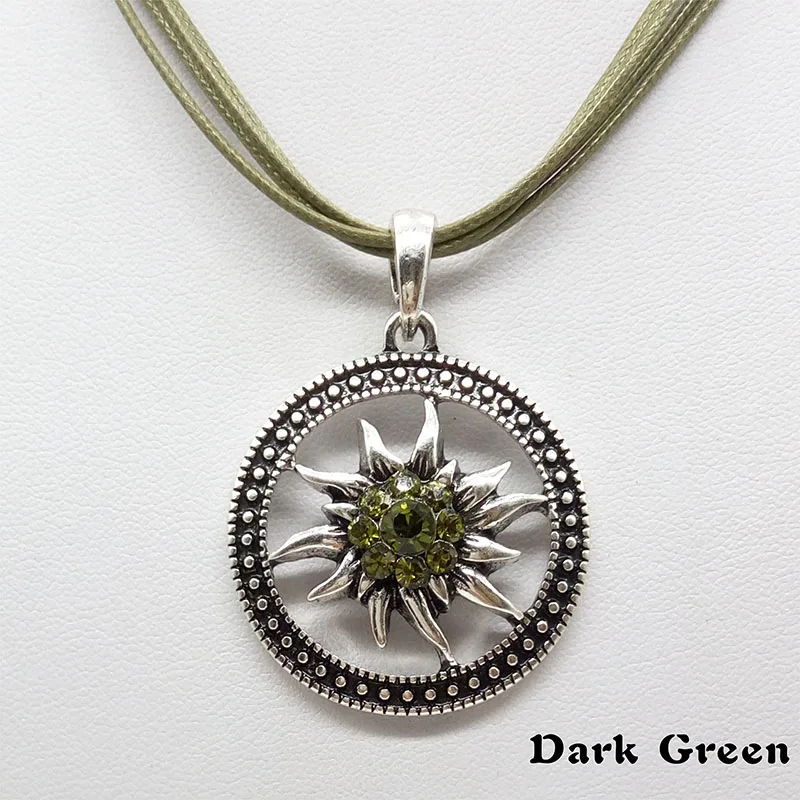 Fashion Round Vintage Sculptured Edelweiss Necklace for Women Pendant Traditional Rhinestone Rope Chain Choker Jewelry Wholesale