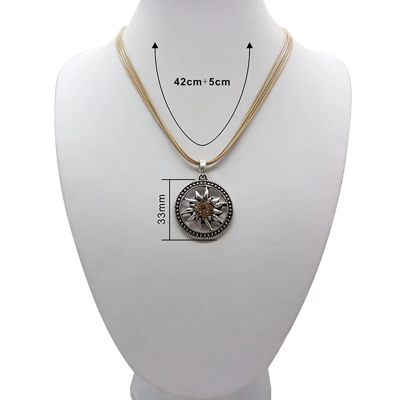 Fashion Round Vintage Sculptured Edelweiss Necklace for Women Pendant Traditional Rhinestone Rope Chain Choker Jewelry Wholesale