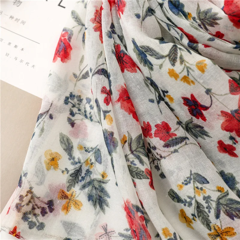 2025 Fashion Paisley Abstract Floral Tassel Viscose Shawl Scarf Lady High Quality Wrap Thin Pashmina Stole Muslim Hijab 180*90Cm