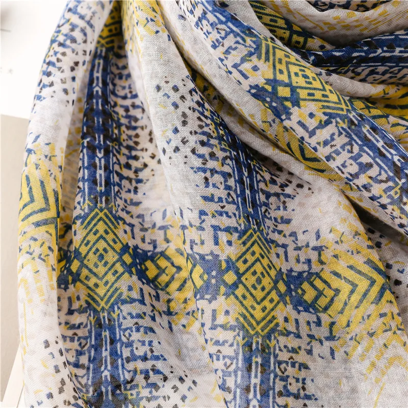 2025 Fashion Paisley Abstract Floral Tassel Viscose Shawl Scarf Lady High Quality Wrap Thin Pashmina Stole Muslim Hijab 180*90Cm