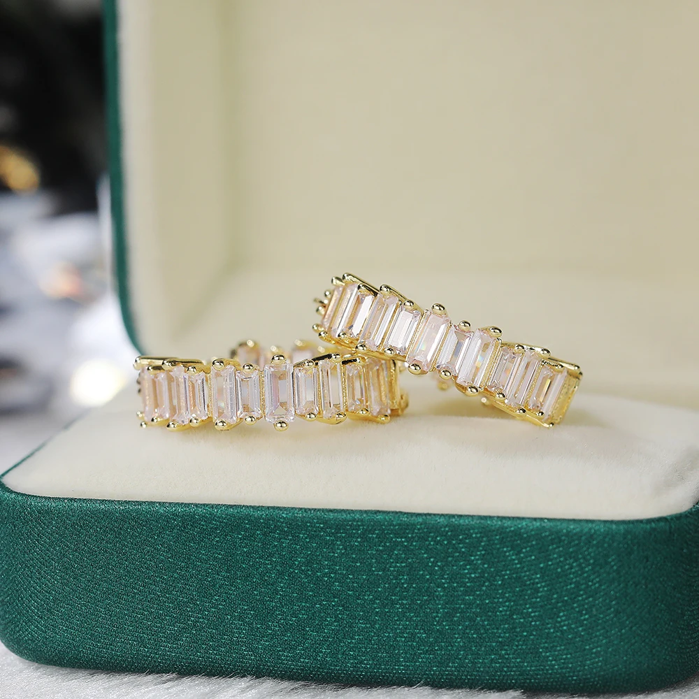 Huitan High-quality Silver Color/Gold Color Earrings Women Wedding Party Hoop Earring Versatile Luxury Cubic Zirconia Jewelry