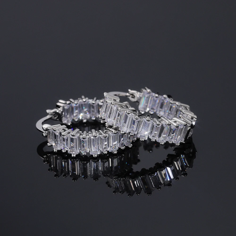 Huitan High-quality Silver Color/Gold Color Earrings Women Wedding Party Hoop Earring Versatile Luxury Cubic Zirconia Jewelry