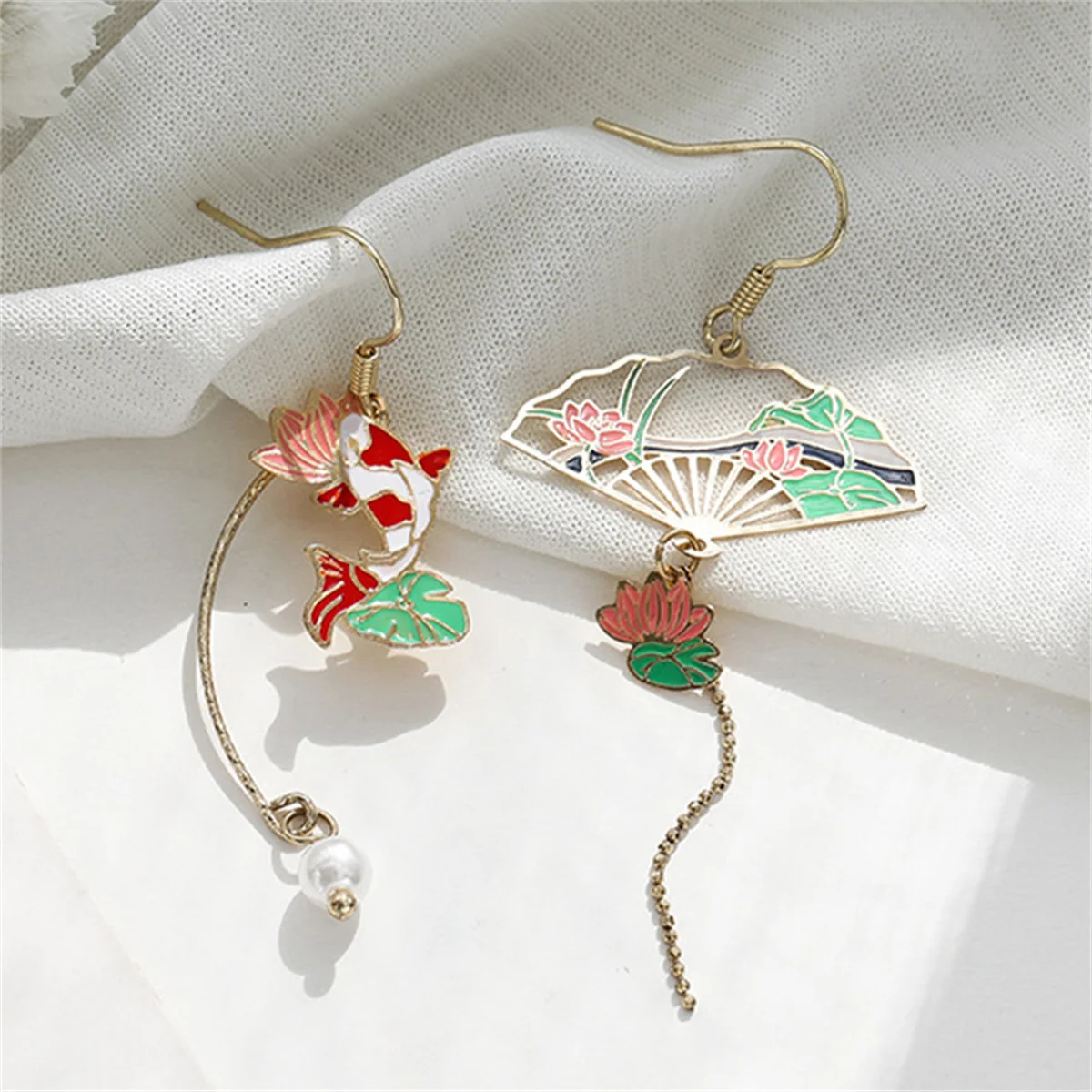 Chinese Style Folding Fan Birds Cloud Hanging Dangle Ethnic Earring Women Asymmetric Fish Cat Rabbit Bird Animal Drop Earrings