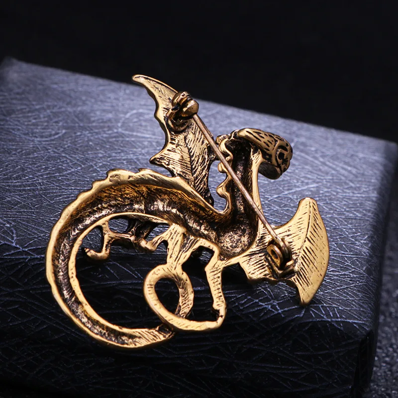 New Vintage Wing Dragon Brooch Pin Metal Animal Collar Pins Casual Party Brooches Gifts for Women and Men Jewelry Accessories
