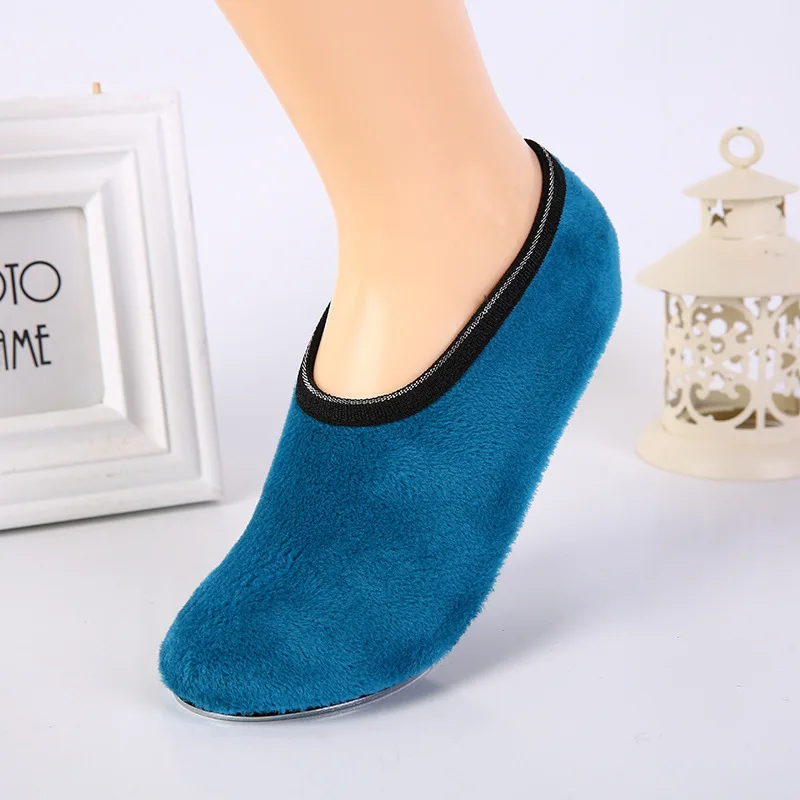 Qisin 1Pair New Arrived Fashion Warm Antiskid Thick Home Floor Socks Woman Warm Slippers Solid Color Sock Bedroom Shoes Slippers