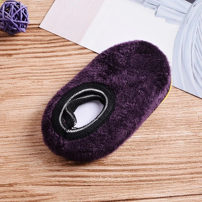 Qisin 1Pair New Arrived Fashion Warm Antiskid Thick Home Floor Socks Woman Warm Slippers Solid Color Sock Bedroom Shoes Slippers