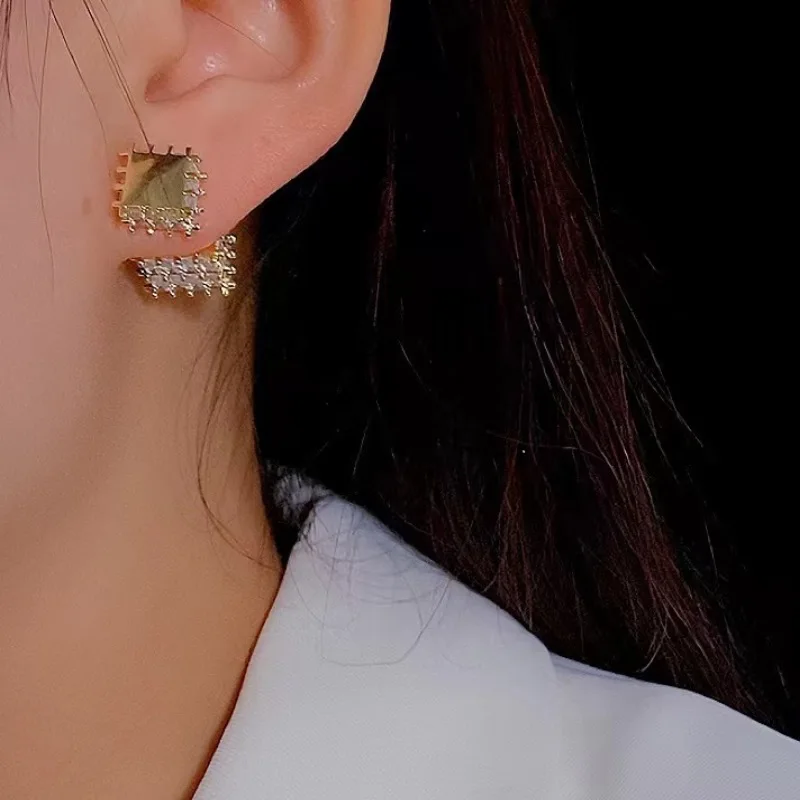 High-quality High-End Zircon Vintage Fashion Jewelry, Women Cubic Square Earrings Women's Light Luxury Style Earrings Girl Gifts