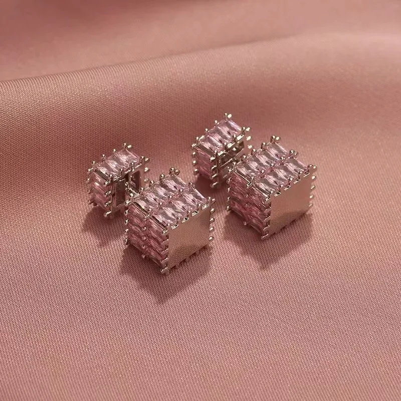 High-quality High-End Zircon Vintage Fashion Jewelry, Women Cubic Square Earrings Women's Light Luxury Style Earrings Girl Gifts